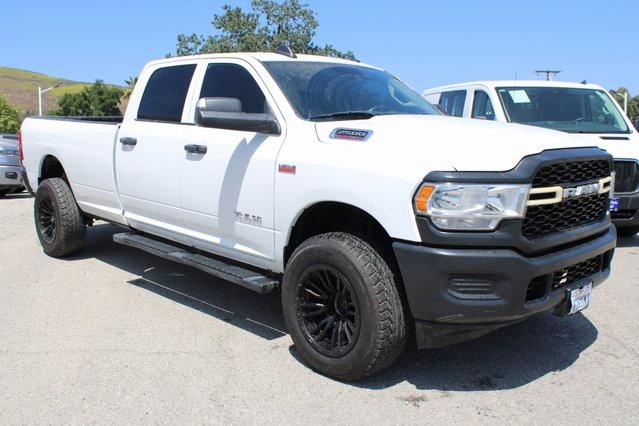 2020 RAM 2500 Tradesman Crew Cab 4X4 8 Box