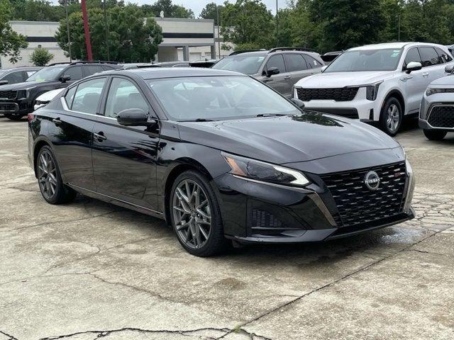 2023 Nissan Altima SR VC-Turbo FWD