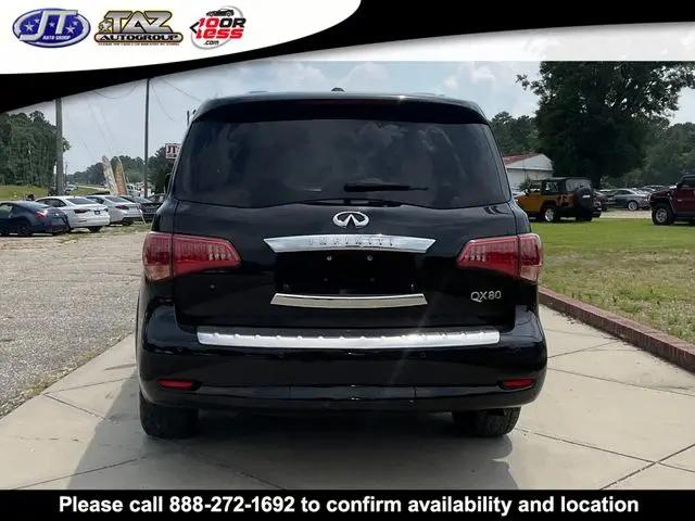 2017 INFINITI QX80 Standard