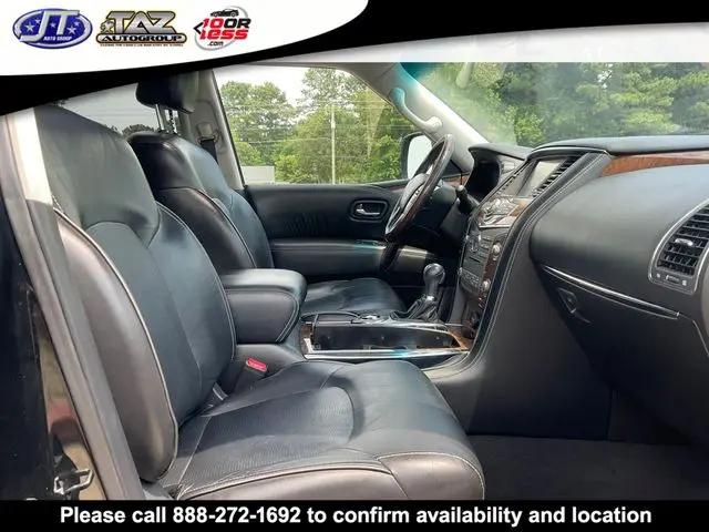 2017 INFINITI QX80 Standard