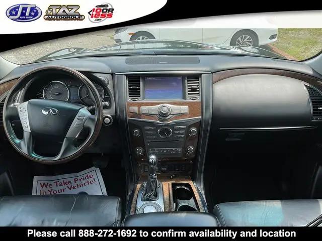 2017 INFINITI QX80 Standard