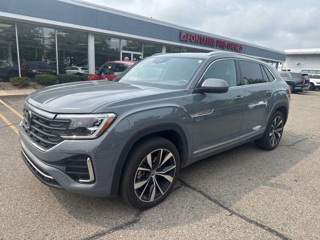 2025 Volkswagen Atlas Cross Sport 2.0T SEL Premium R-Line
