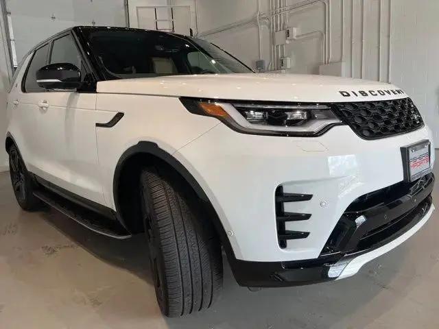 2024 Land Rover Discovery P360 Dynamic SE