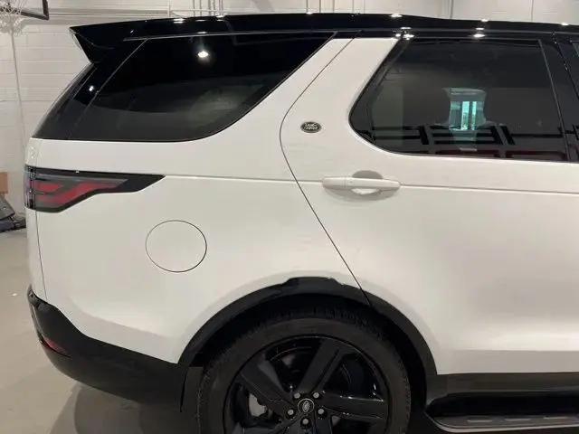 2024 Land Rover Discovery P360 Dynamic SE
