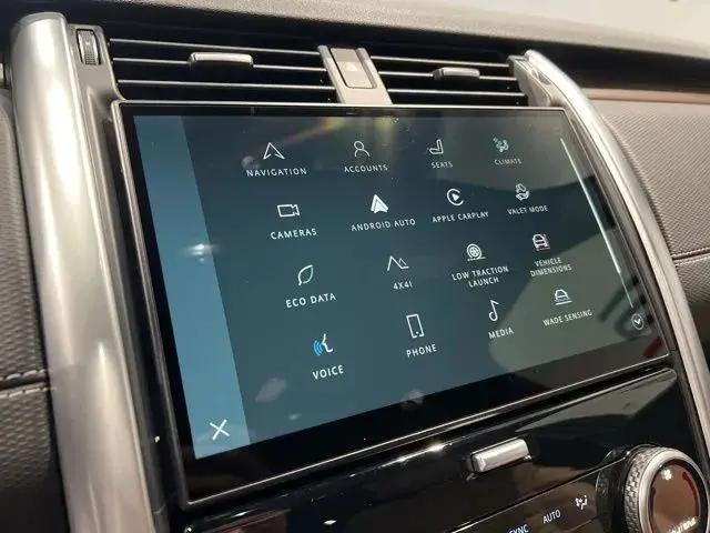 2024 Land Rover Discovery P360 Dynamic SE