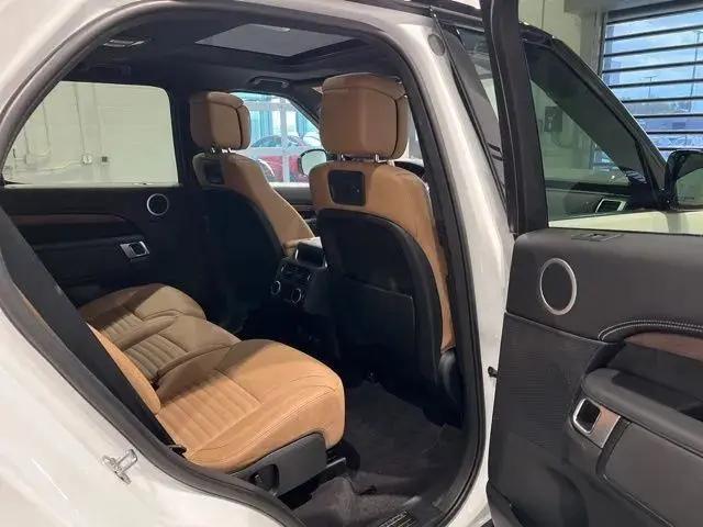 2024 Land Rover Discovery P360 Dynamic SE