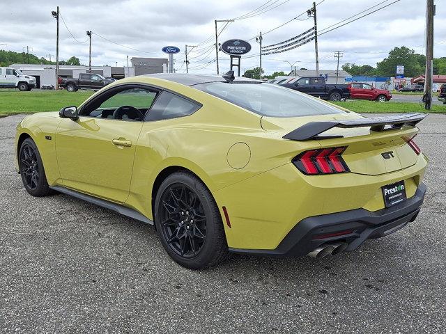 2025 Ford Mustang GT Premium Fastback