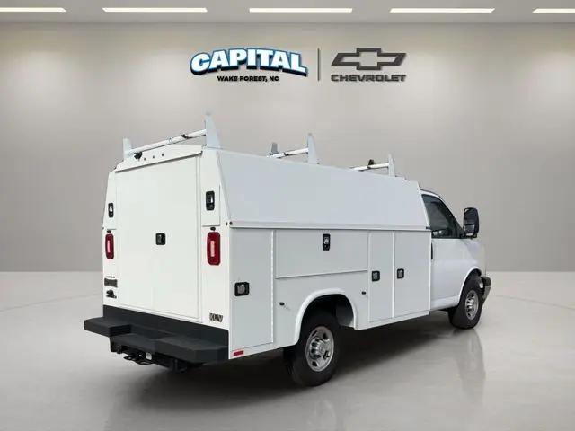 2025 Chevrolet Express Cutaway Work Van