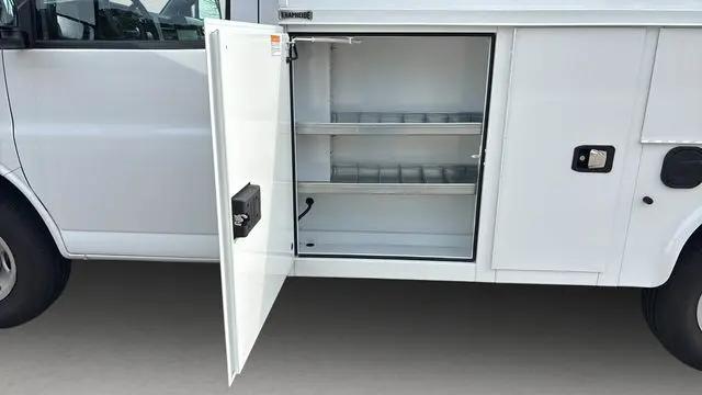 2025 Chevrolet Express Cutaway Work Van
