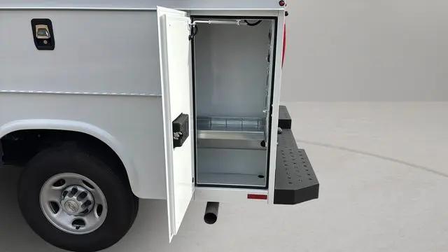 2025 Chevrolet Express Cutaway Work Van