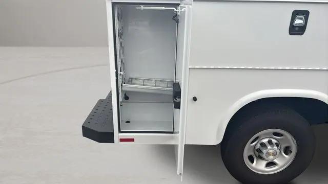 2025 Chevrolet Express Cutaway Work Van