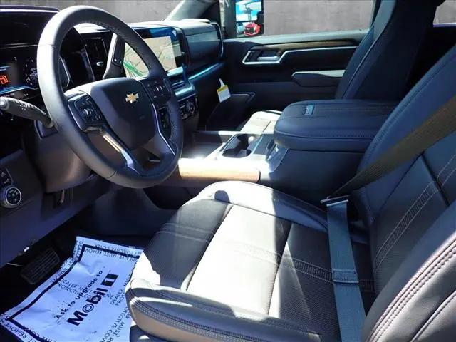 2025 Chevrolet Silverado 2500HD 4WD Crew Cab Standard Bed High Country