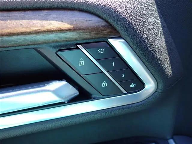 2025 Chevrolet Silverado 2500HD 4WD Crew Cab Standard Bed High Country