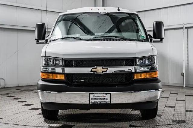 2025 Chevrolet Express Cutaway Work Van