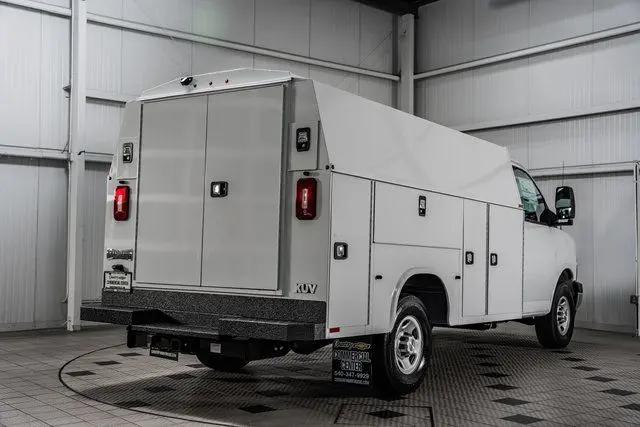 2025 Chevrolet Express Cutaway Work Van