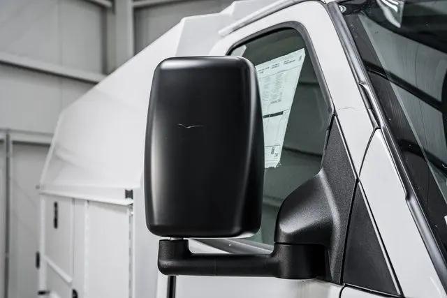 2025 Chevrolet Express Cutaway Work Van