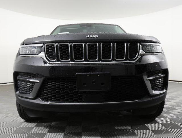 2023 Jeep Grand Cherokee Laredo 4x4