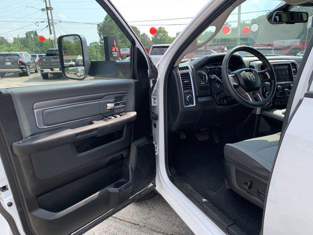 2023 Ram 1500 Classic SLT Crew Cab 4x4 5'7" Box