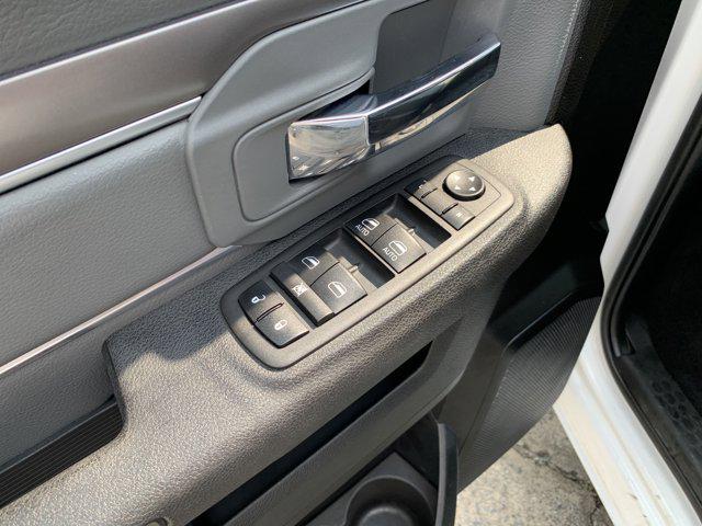 2023 Ram 1500 Classic SLT Crew Cab 4x4 5'7" Box