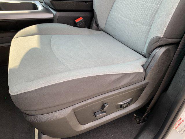 2023 Ram 1500 Classic SLT Crew Cab 4x4 5'7" Box