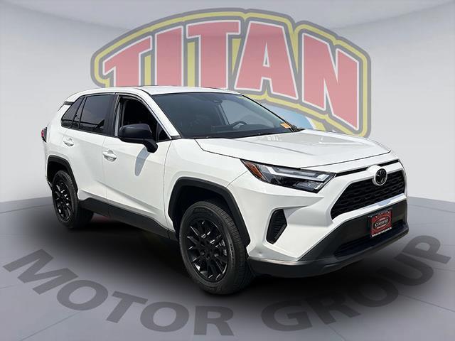2024 Toyota RAV4 LE [2]