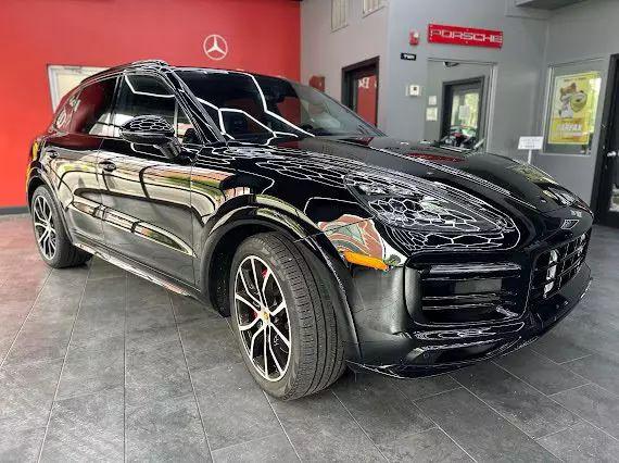 2021 Porsche Cayenne GTS