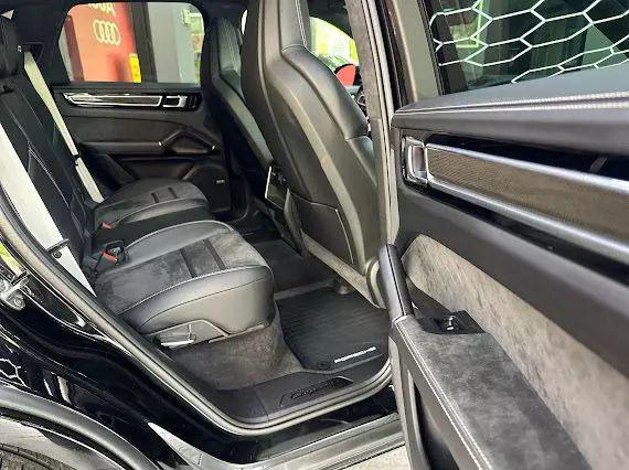 2021 Porsche Cayenne GTS