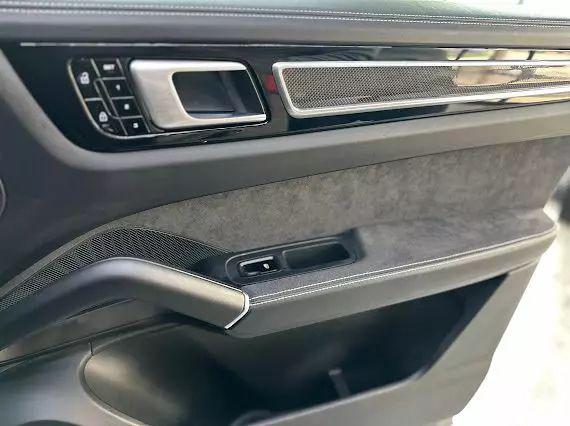 2021 Porsche Cayenne GTS