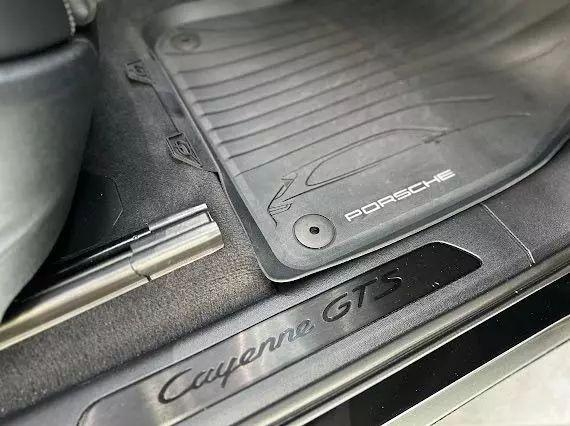 2021 Porsche Cayenne GTS