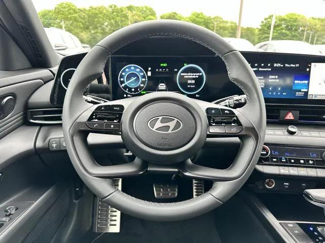 2025 Hyundai Elantra Hybrid SEL Sport