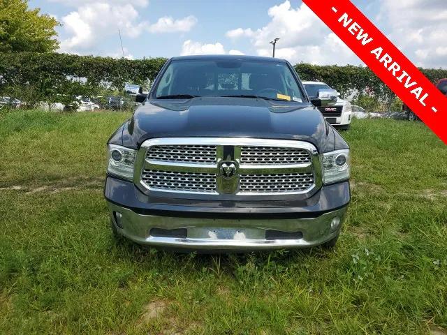 2017 RAM 1500 Laramie Crew Cab 4x4 64 Box 2017 RAM 1500 Laramie Crew Cab 4x4 64 Box