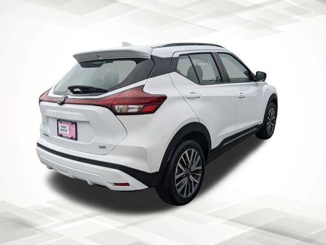 2024 Nissan Kicks SR Xtronic CVT
