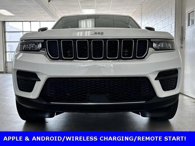 2022 Jeep Grand Cherokee Laredo 4x4