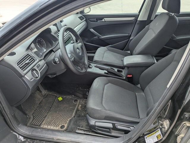 2014 Volkswagen Passat 1.8T S