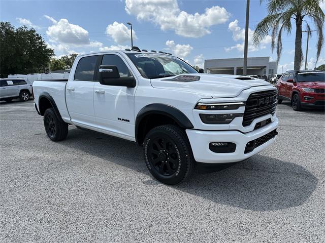 2025 RAM 2500 Laramie Crew Cab 4x4 64 Box
