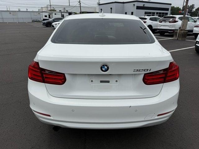 2015 BMW 320i 320i