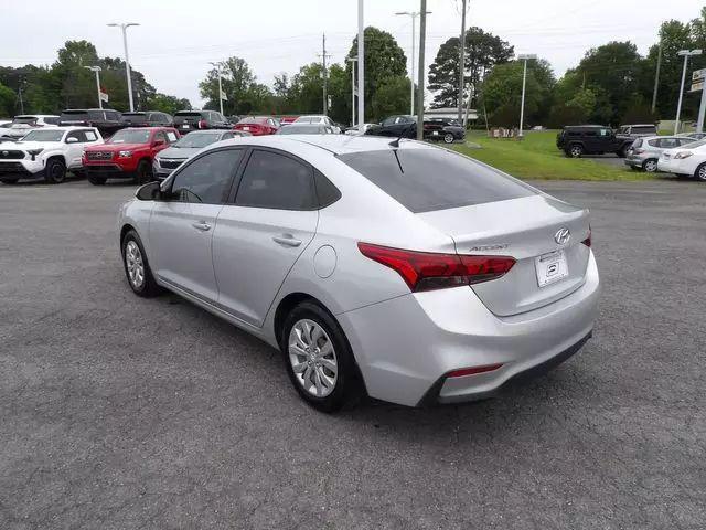 2020 Hyundai Accent SE