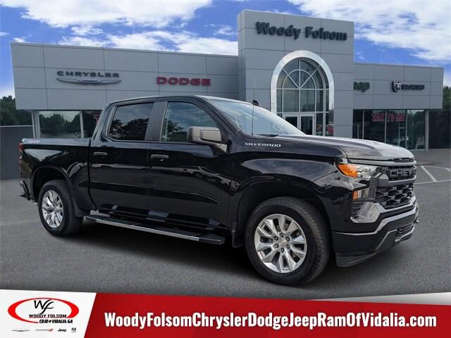 2024 Chevrolet Silverado 1500 4WD Crew Cab Short Bed Custom