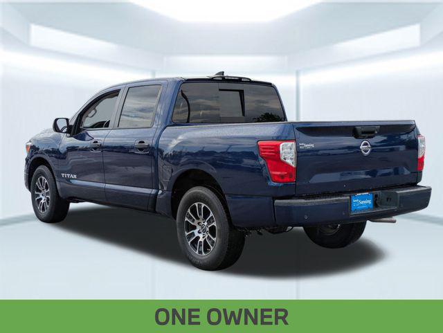 2023 Nissan TITAN Crew Cab SV 4x2