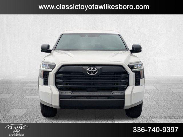2025 Toyota Tundra SR5 4WD