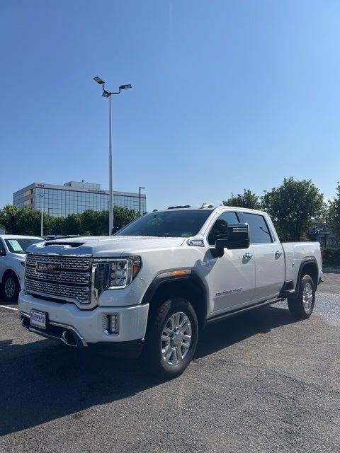 2023 GMC Sierra 2500HD 4WD Crew Cab Standard Bed Denali