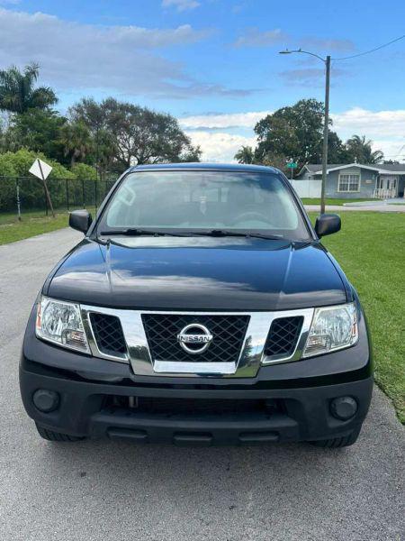 2021 Nissan Frontier Crew Cab SV 4x2