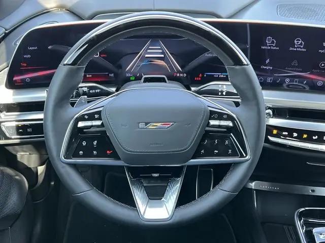 2026 Cadillac iQ V-Series w/1SM