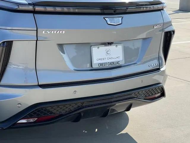 2026 Cadillac iQ V-Series w/1SM