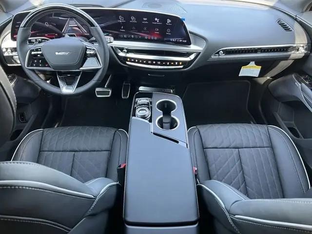 2026 Cadillac iQ V-Series w/1SM