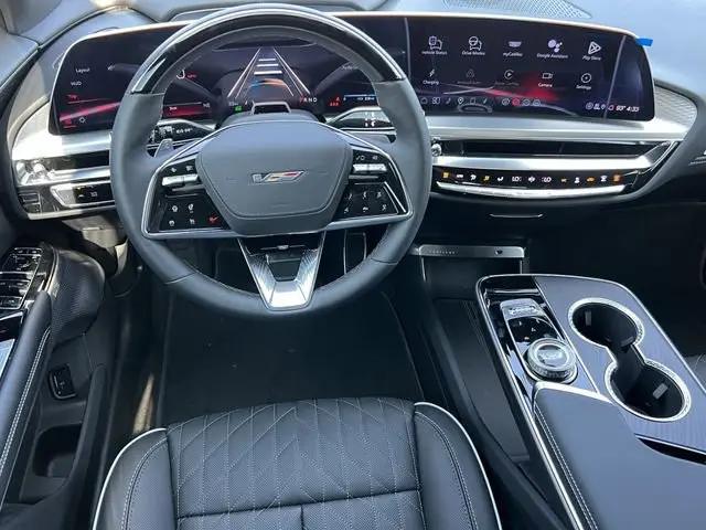 2026 Cadillac iQ V-Series w/1SM