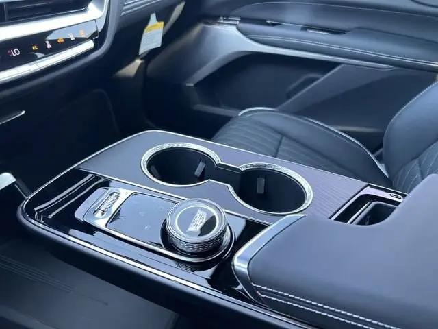 2026 Cadillac iQ V-Series w/1SM