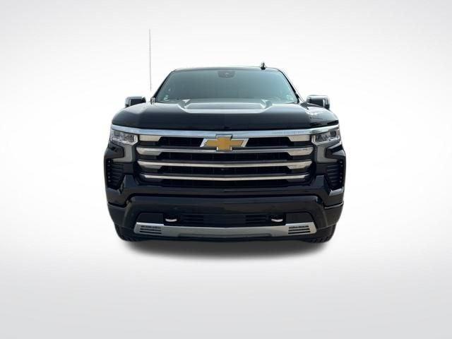 2023 Chevrolet Silverado 1500 2WD Crew Cab Short Bed High Country