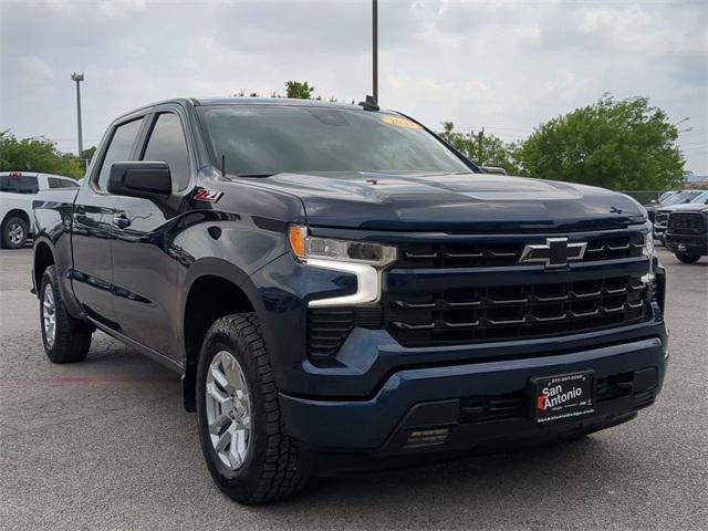 2023 Chevrolet Silverado 1500 4WD Crew Cab Short Bed RST