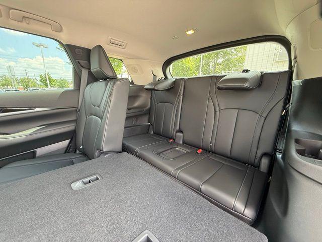 2025 INFINITI QX60 PURE